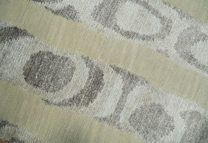 2x4 Beige, Silver and Gray Wool and Silk Hand Knotted traditional Vintage Antique Rug| N524 - The Rug Decor