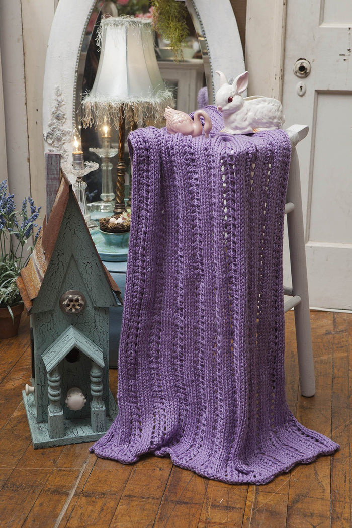 Lacy Chevrons Pattern Universal Yarn
