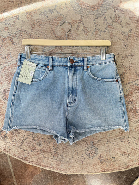 Wrangler X Billabong Cutoff HR Shorts (29)