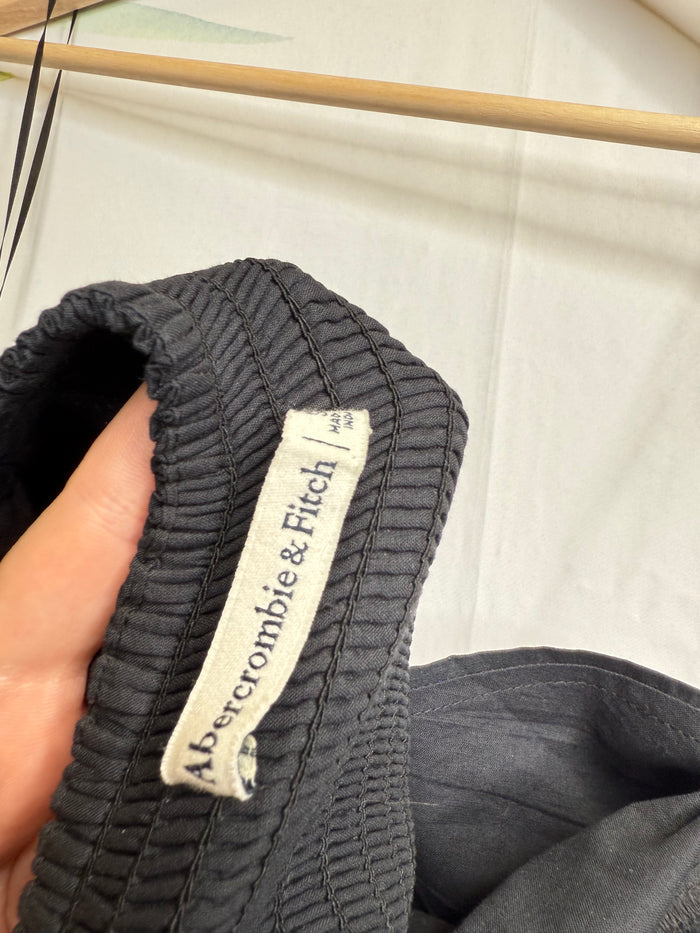 Abercrombie Crop Tee (S)