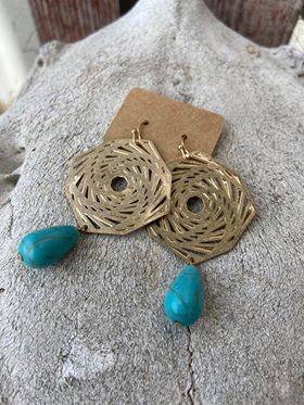 Gold Scalloped Spiral With Turquoise Drop