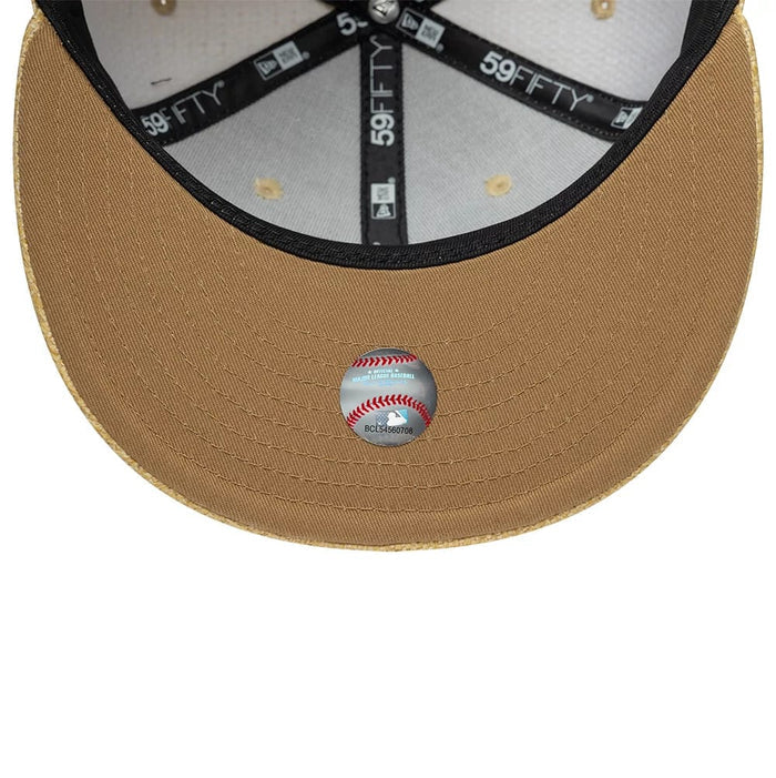 Pictured is this MLB Straw LA Dodgers 59FIFTY Fitted cap in beige. 5