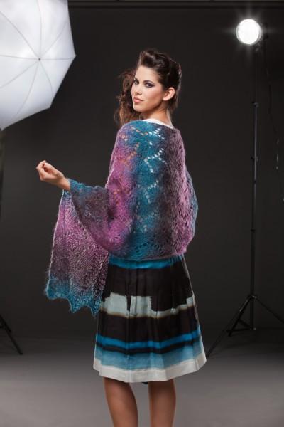 Metropolitan Stole Pattern Universal Yarn